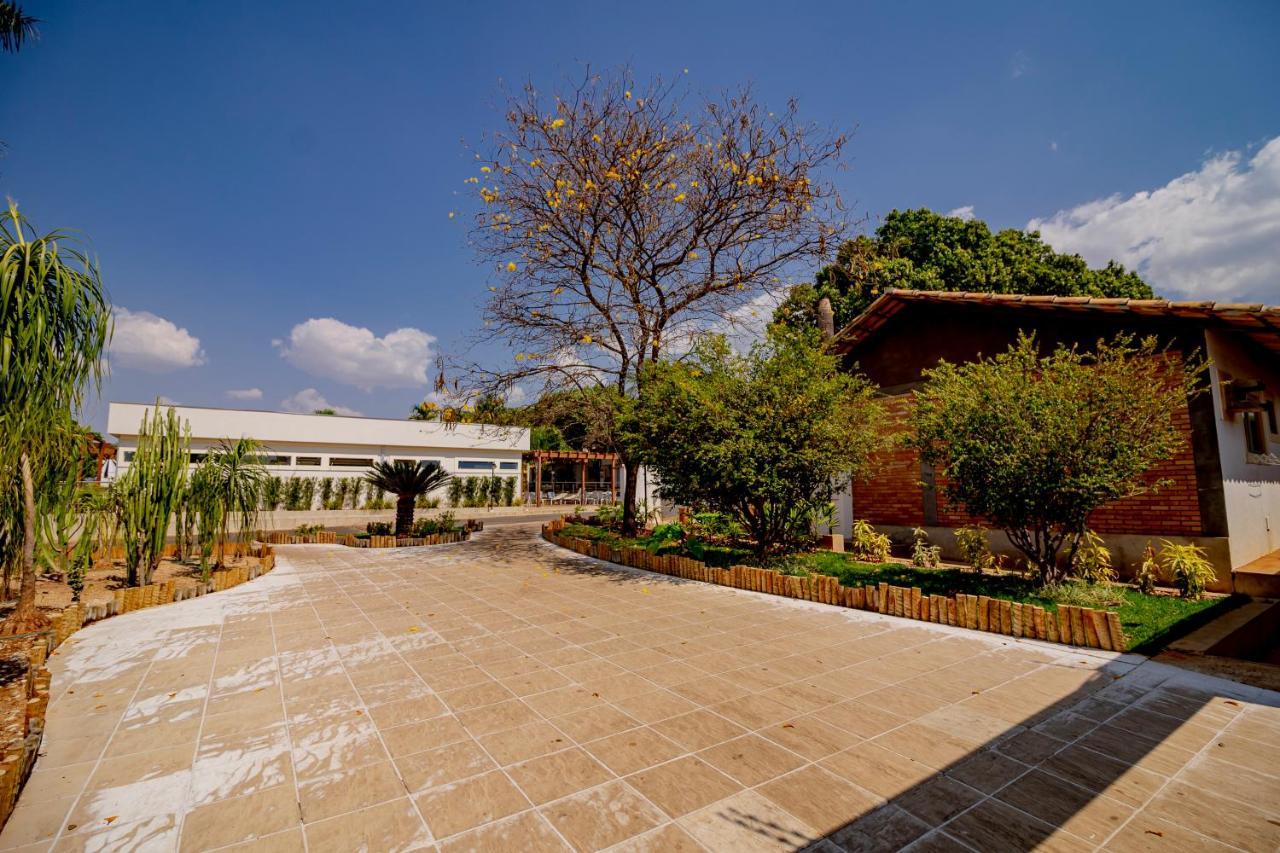 Diroma Resort Com Um Dia No Acqua Park Caldas Novas Kültér fotó