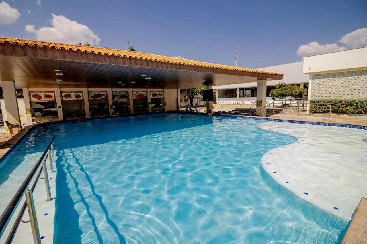 Diroma Resort Com Um Dia No Acqua Park Caldas Novas Kültér fotó