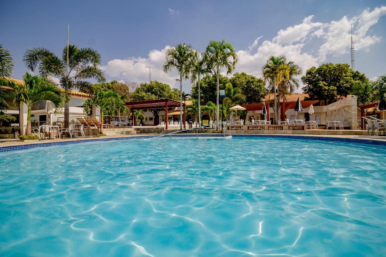 Diroma Resort Com Um Dia No Acqua Park Caldas Novas Kültér fotó