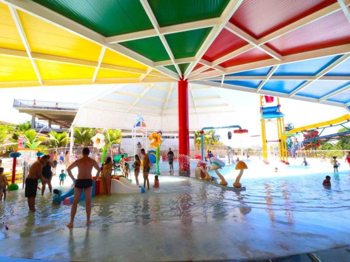 Diroma Resort Com Um Dia No Acqua Park Caldas Novas Kültér fotó