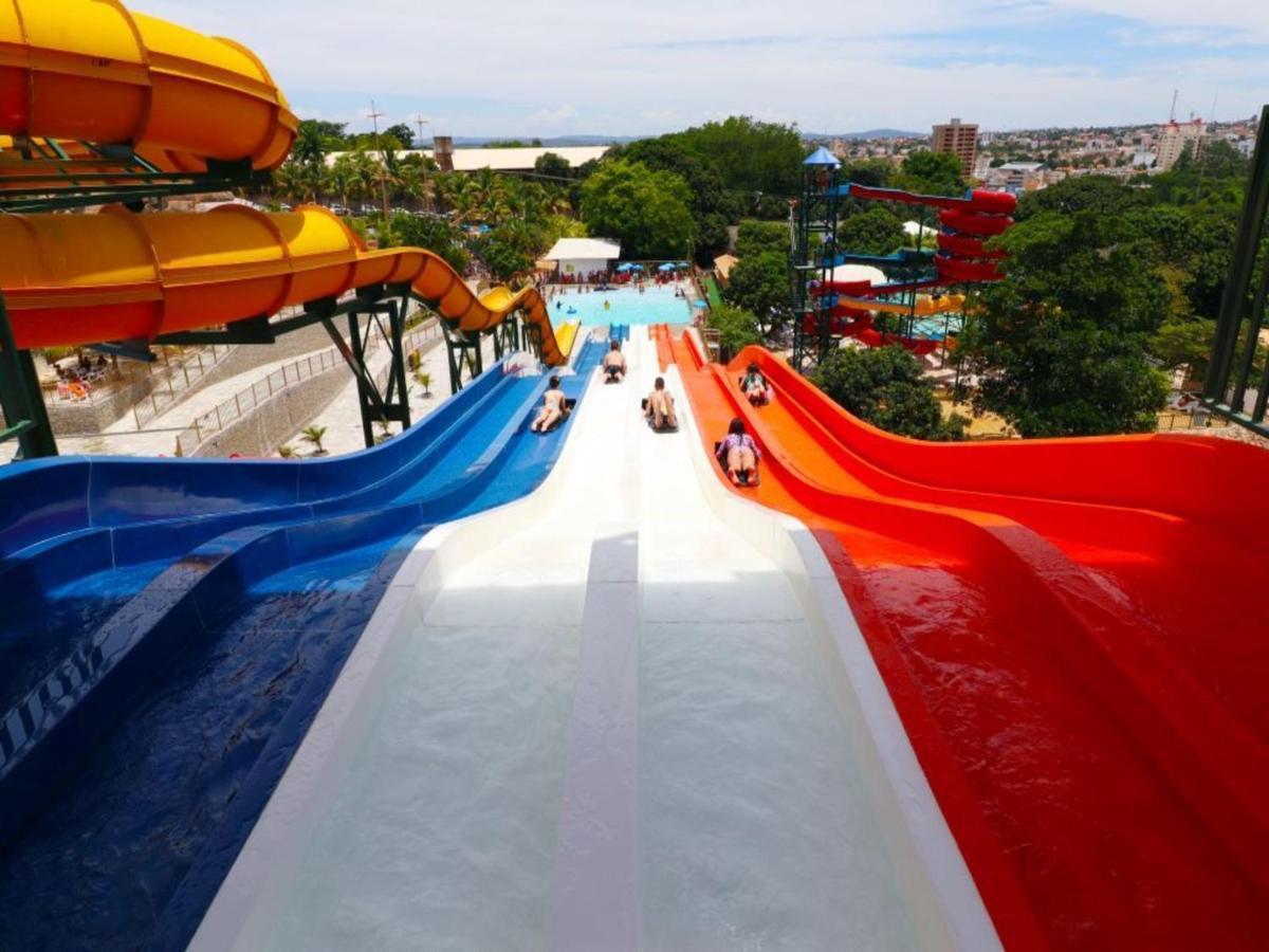 Diroma Resort Com Um Dia No Acqua Park Caldas Novas Kültér fotó