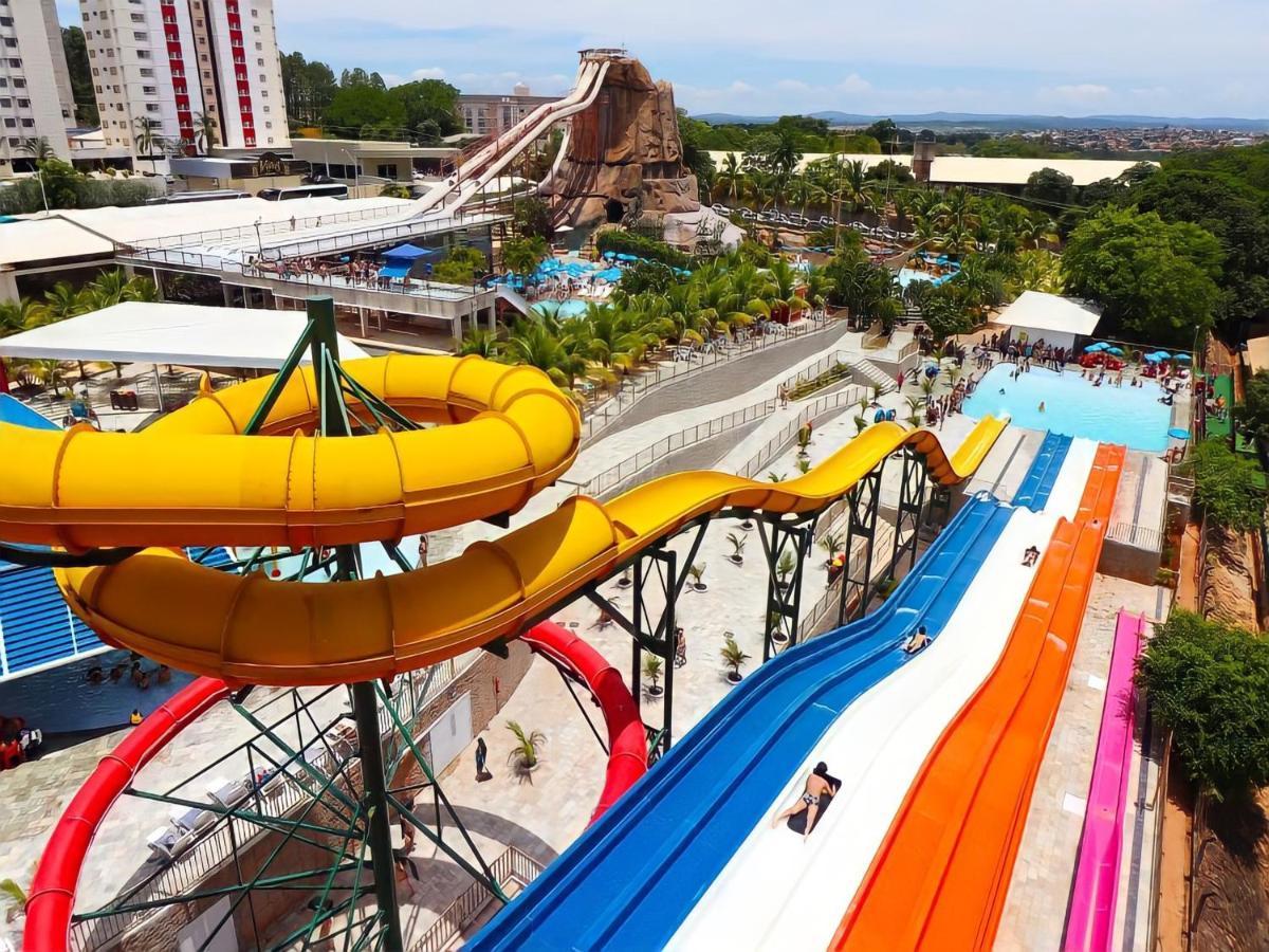 Diroma Resort Com Um Dia No Acqua Park Caldas Novas Kültér fotó
